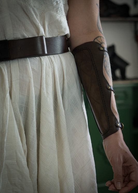 Dragon scale arm guard