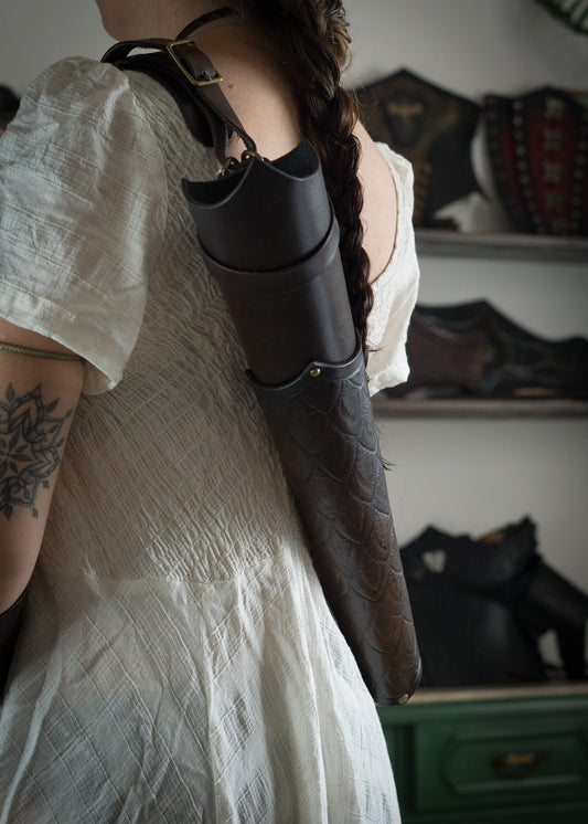 Dragon scale quiver
